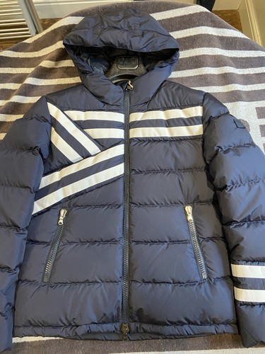 Bnwt aw18 paul shark - shark, down